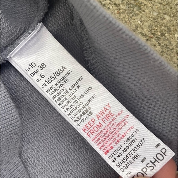 TOPSHOP Rare Cold Shoulder Distressed Ripped Sweatshirt Hoodie Size S - Picture 7 of 9